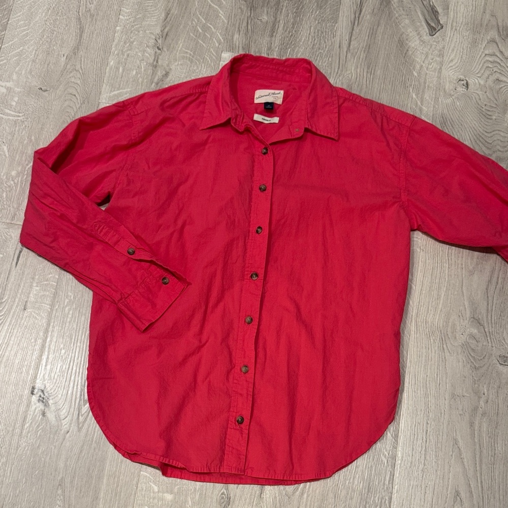 Universal Thread Vibrant Pink Casual Button Down Shirt